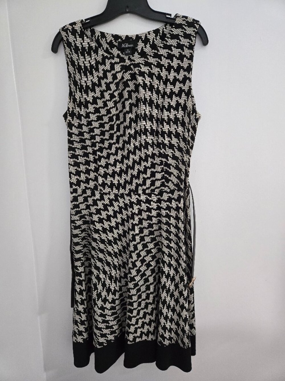 AGB Women's Size 16 Abstract Print Midi Dress Belted Flowy Lightweight Stretch